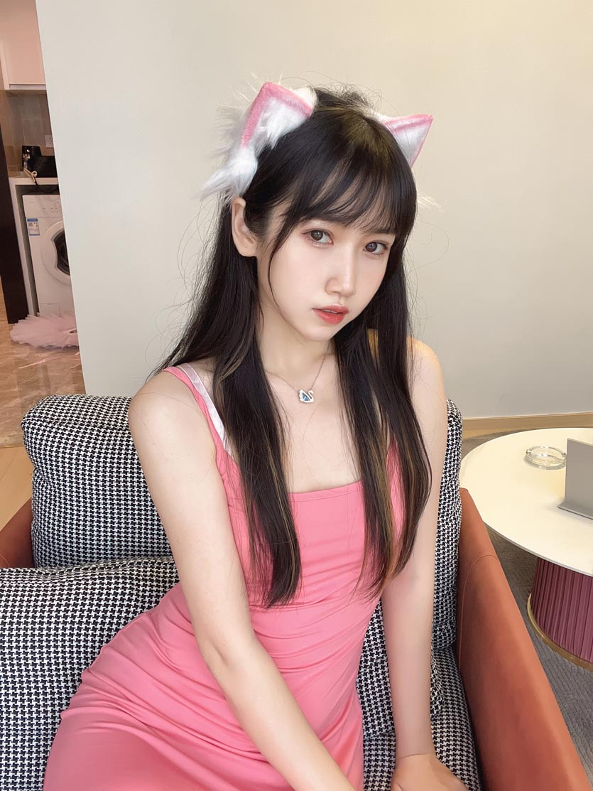 不呆猫 浴室粉色 激凸妻
