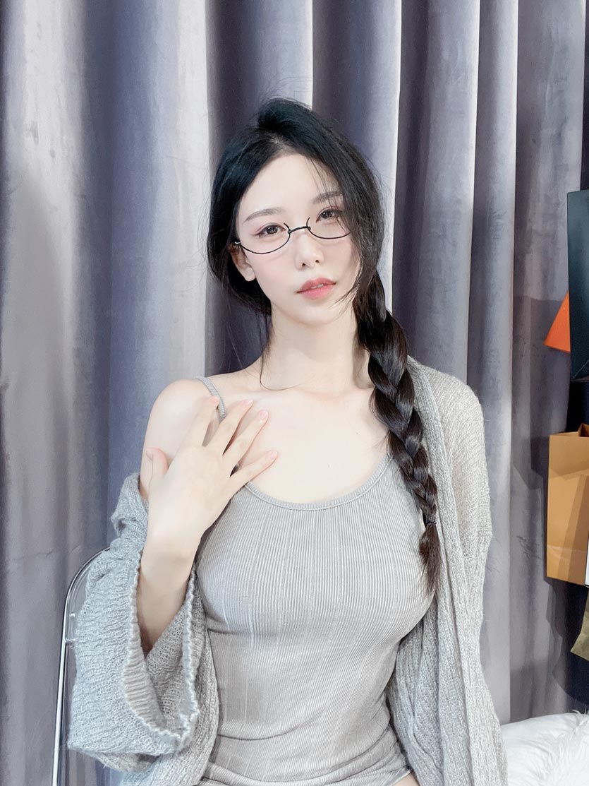 抖娘利世 宅女