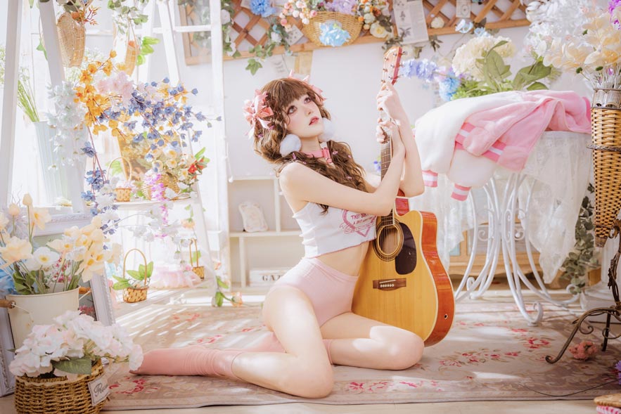 南桃Momoko 少女吉他与蝴蝶结