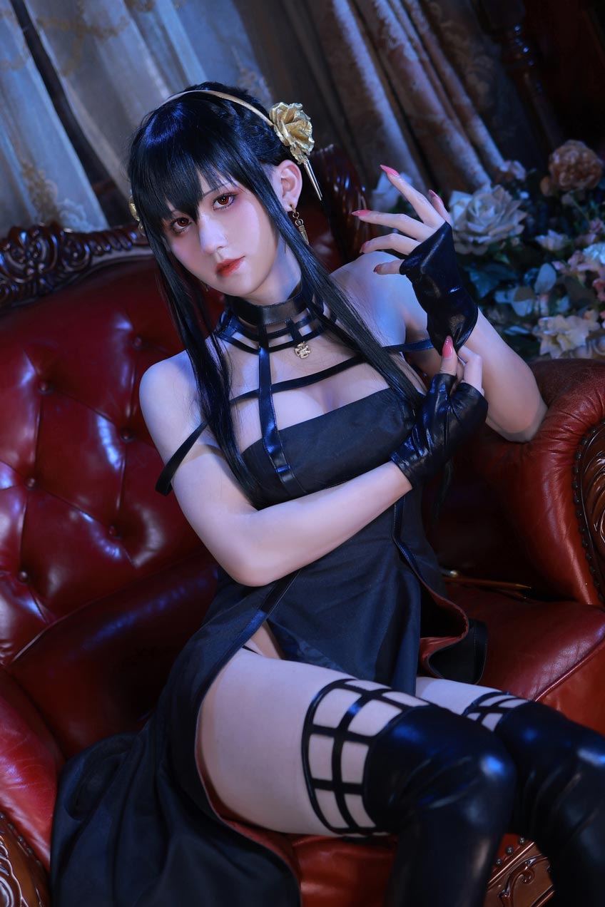 桜满三时 约尔礼服