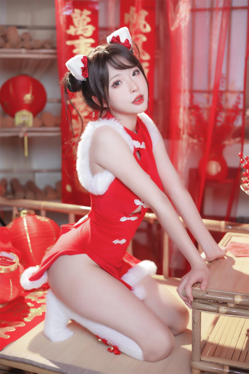 清水由乃 2023新年旗袍