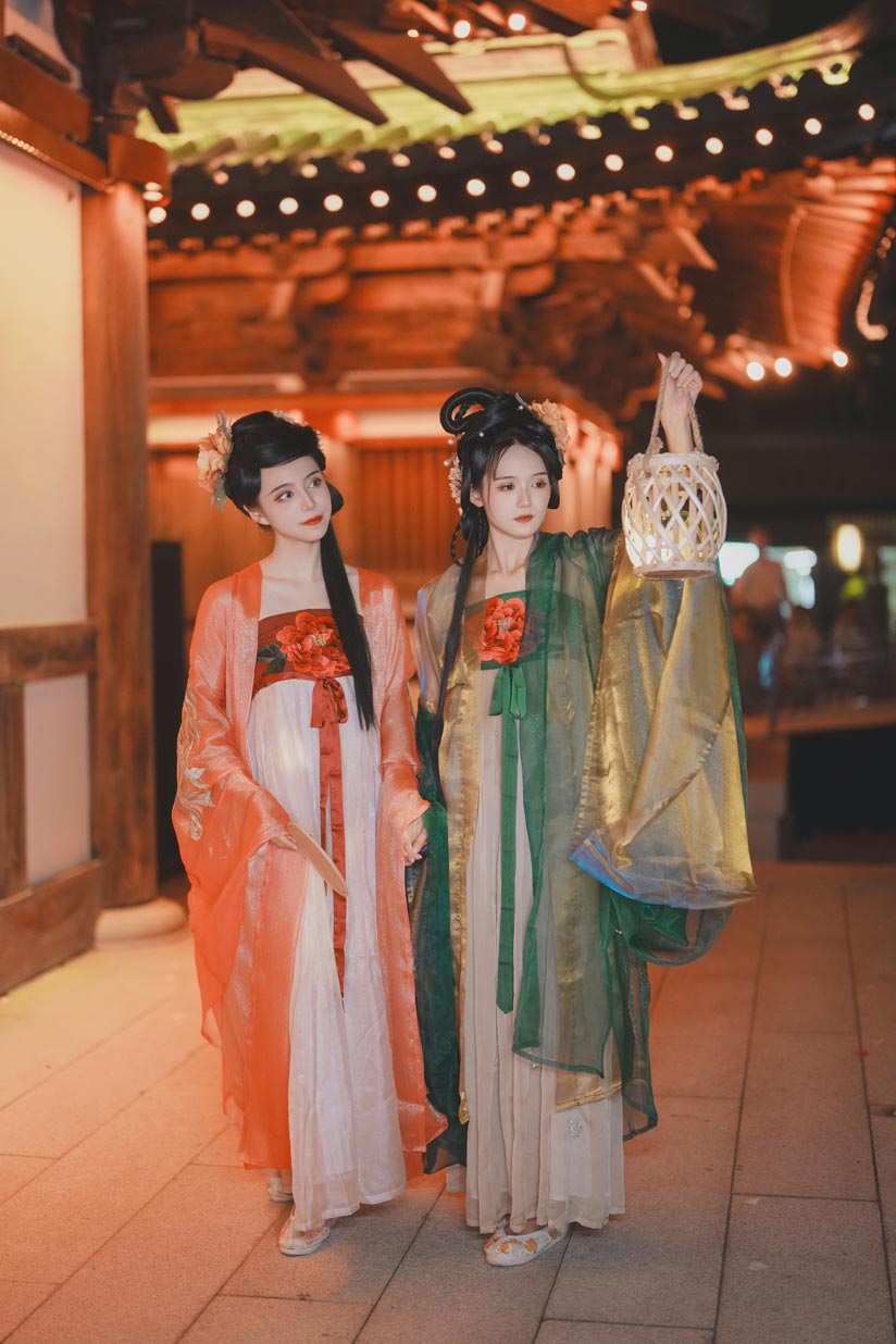 兔子Zzz不吃胡萝卜&#038;贰加六-夜游灯会