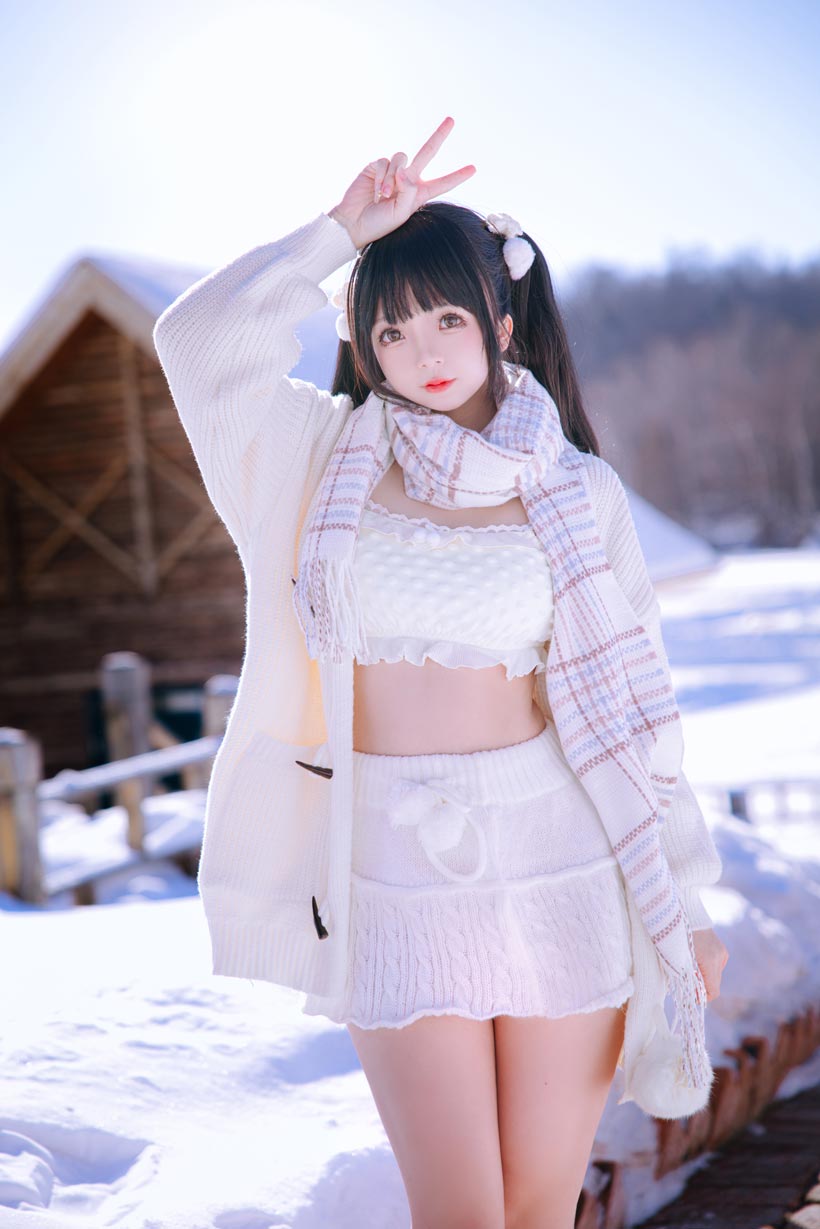 日奈娇 雪地少女