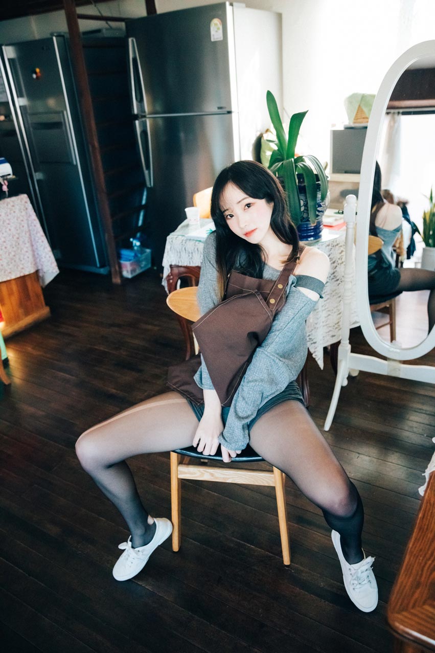 韩国美女Bambi [Loozy] Cafe Alba (Update HQ)