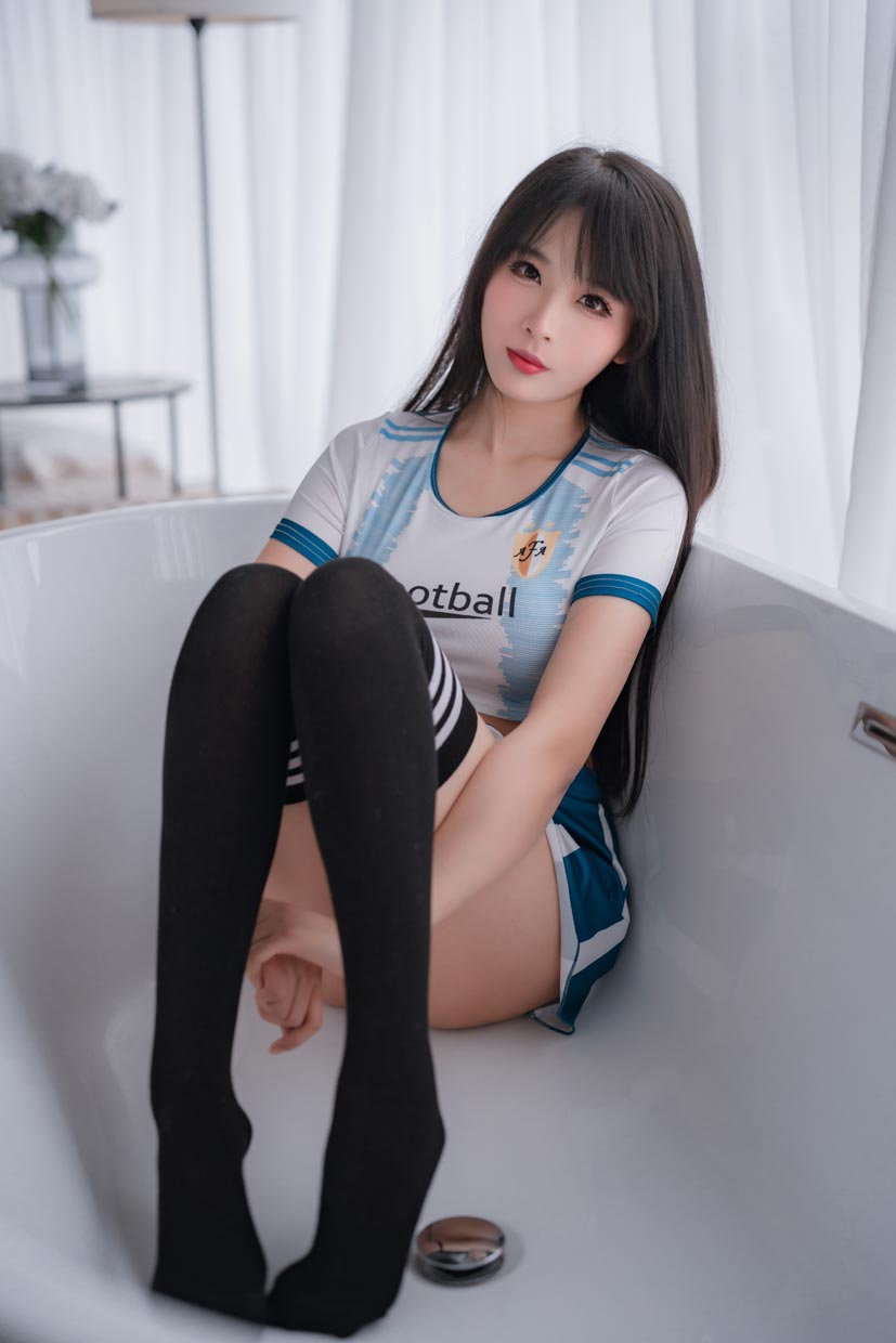 轩萧学姐 足球宝贝