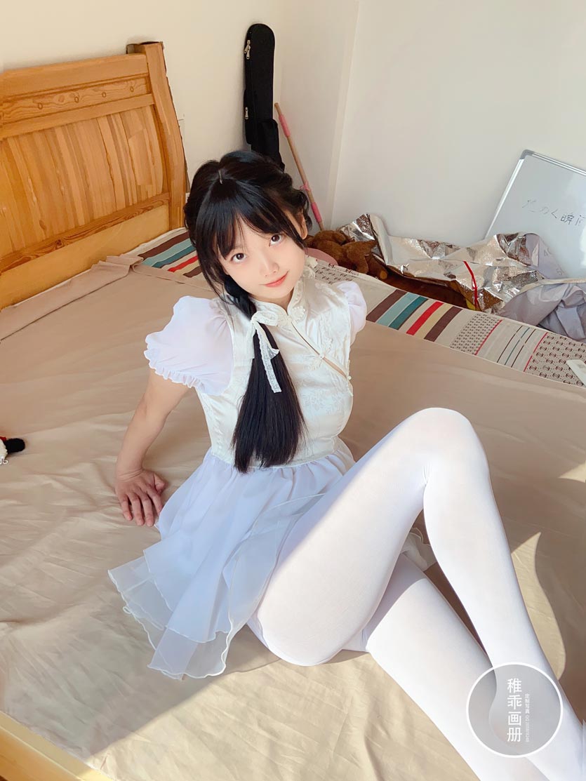 稚乖画册 夜夜 嬉戏