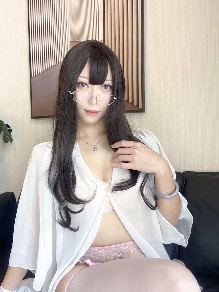 Money冷冷 白挂