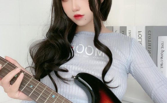 九曲Jean 吉他妹妹包臀裙