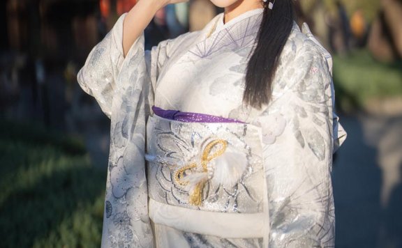 雨波_HaneAme-2024 New year Silver Kimono